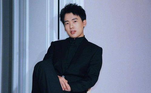 吃瓜娱乐圈郭麒麟,娱乐圈的瓜中瓜，笑谈人生百态  第3张